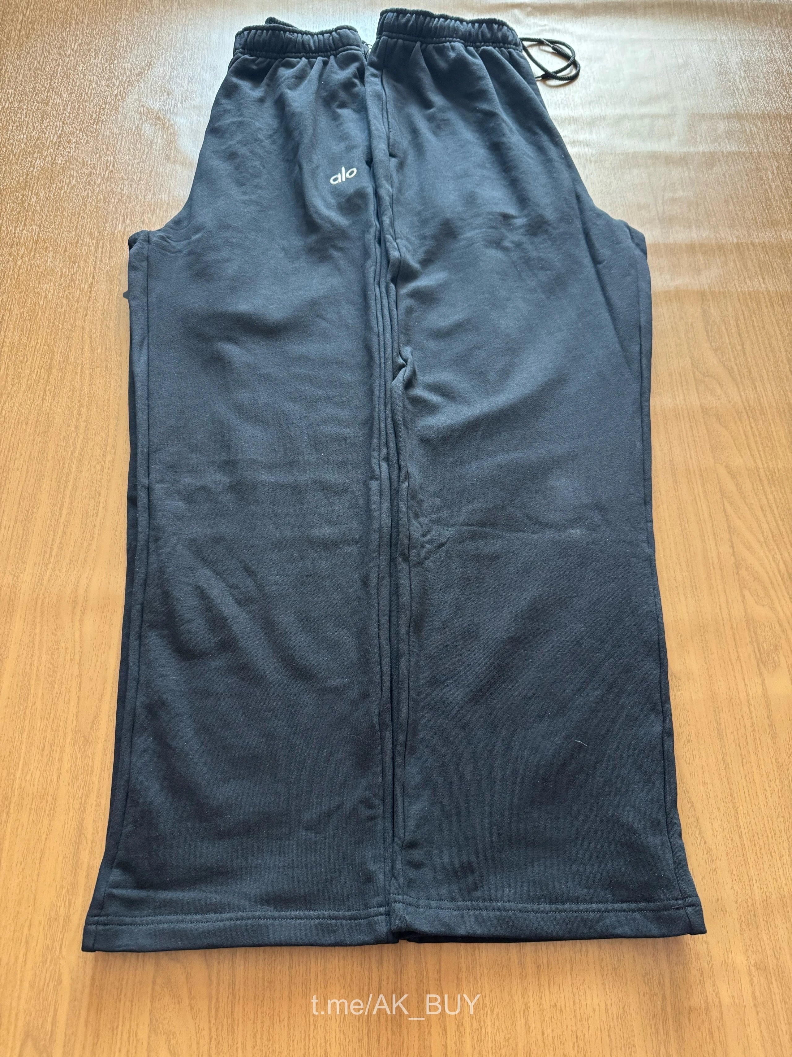 Alo Yoga Sweatpants