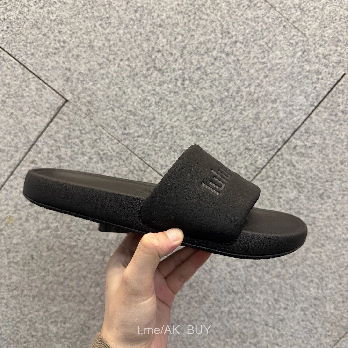 Lululemon Slides