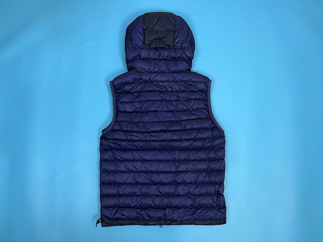 C.P. Company Quilted Goggle Hooded Down Gilet