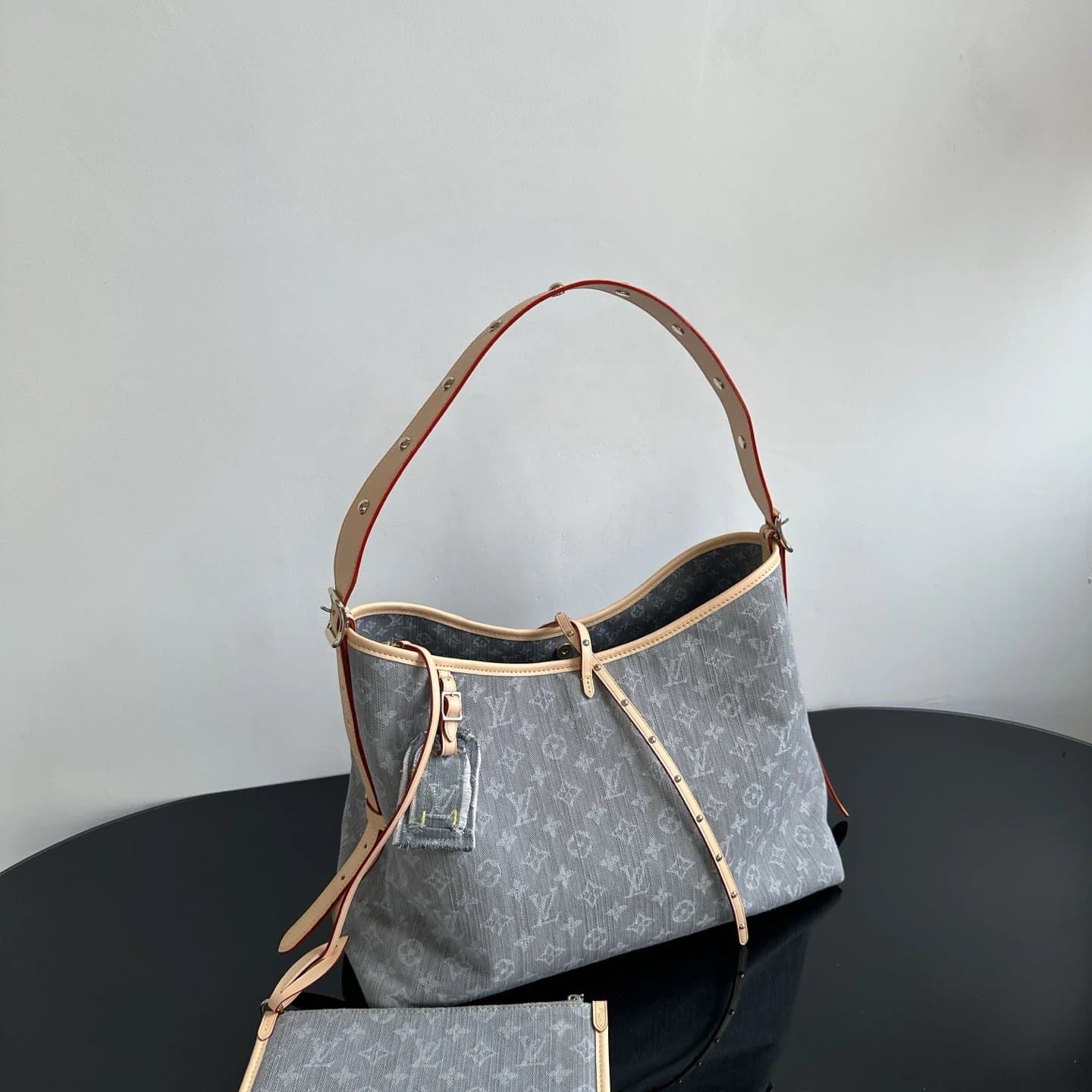 LV Louis Vuitton Grey Tannin Full Body Logo Print Detachable Shoulder Strap Cowhide Trim Cotton Shoulder Handbag Medium M13289
