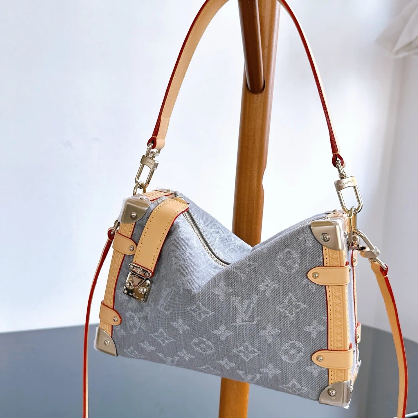 LV Louis Vuitton Gray Tannin Metal S-lock Buckle Cotton Shoulder Bag Medium Women's M13285
