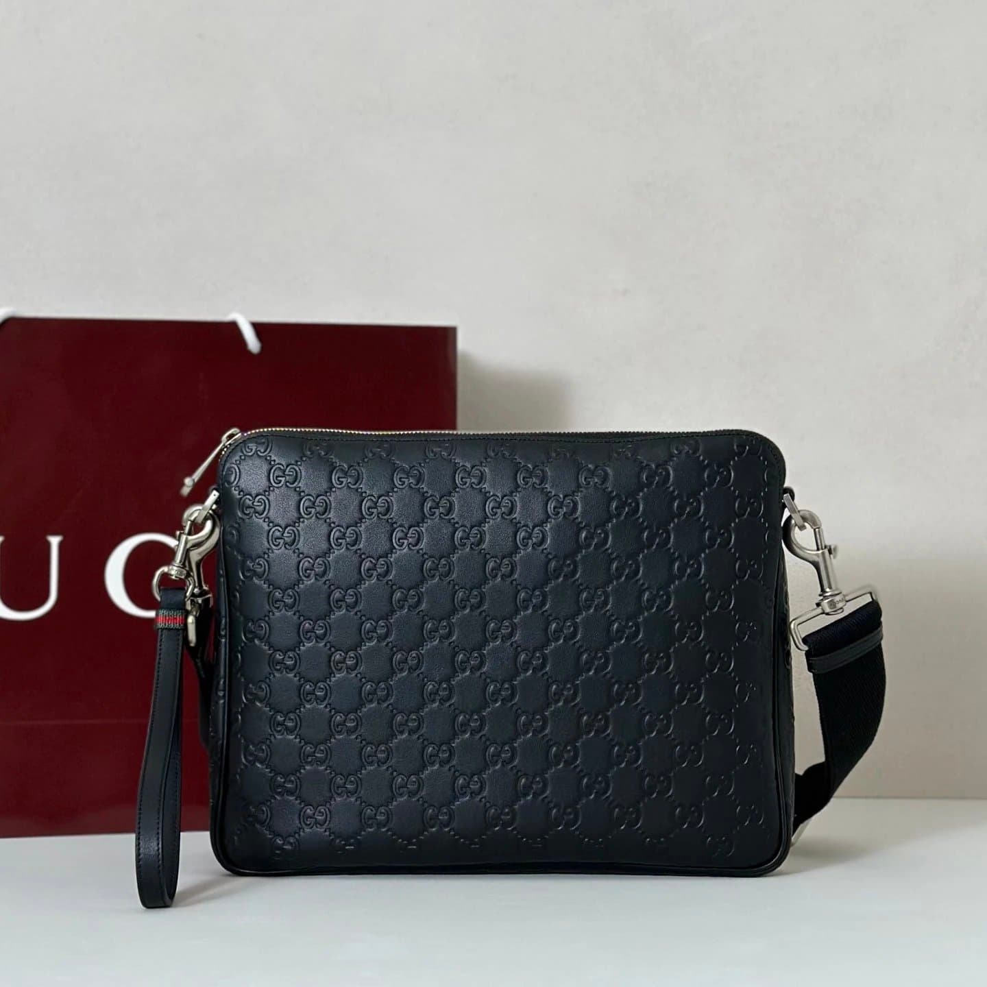 GUCCI [850214] Men's Shoulder Messenger Bag