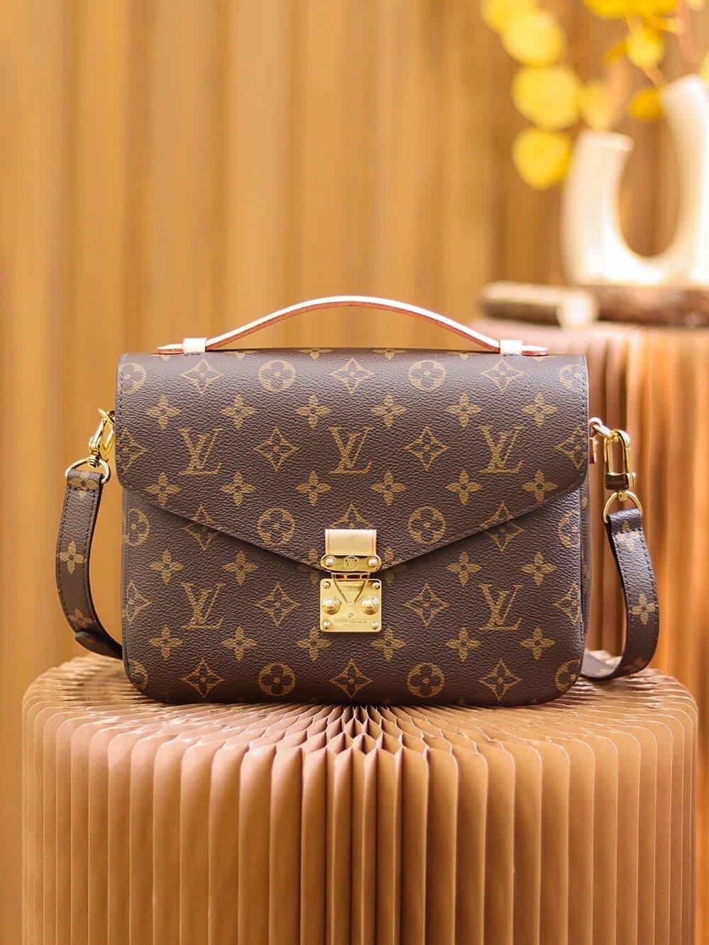 LV [M44875] Ladies Shoulder Bag