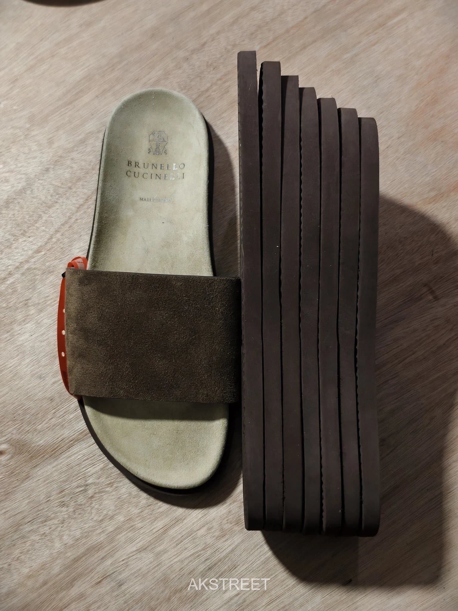 Brown Rubber Herringbone Pattern Sandals