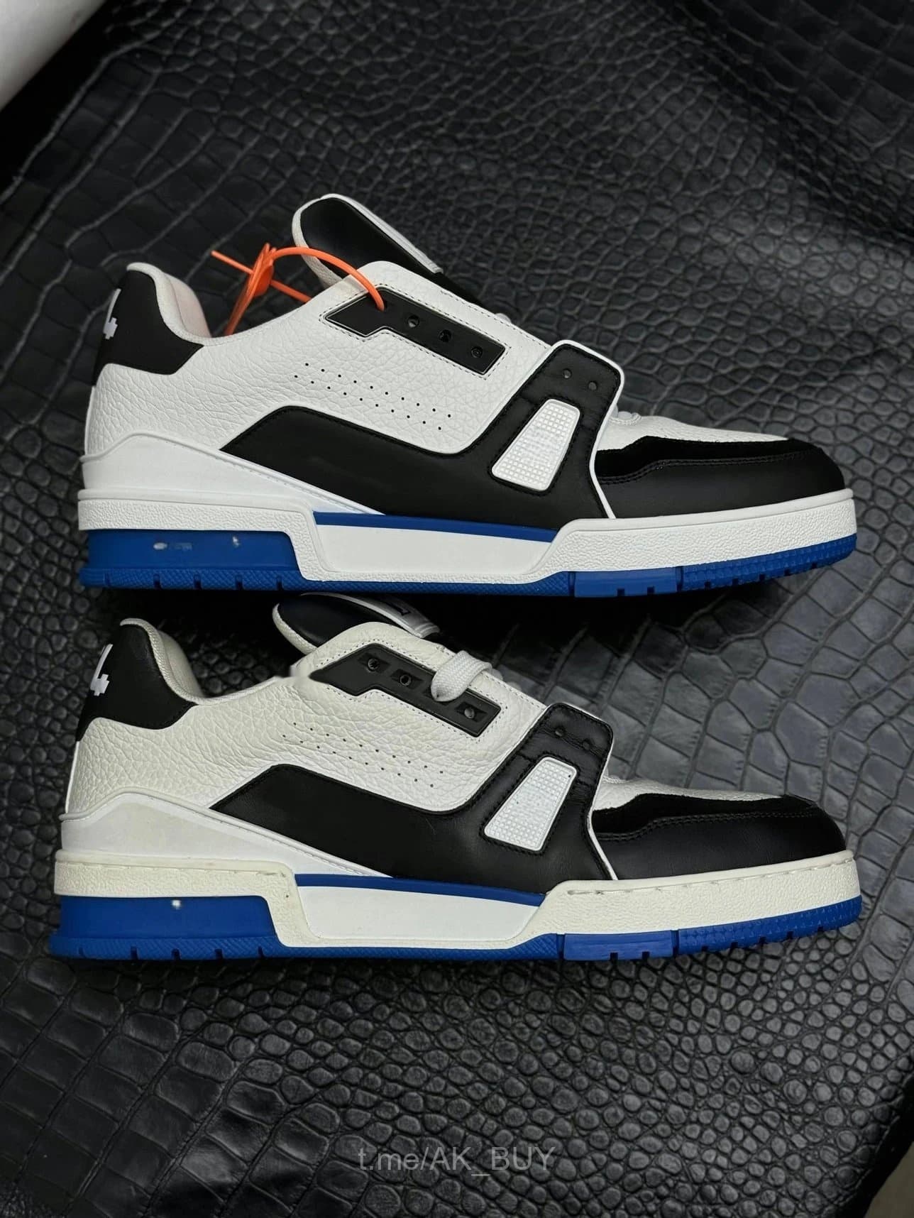 Louis Vuitton Black White Leather Sneakers