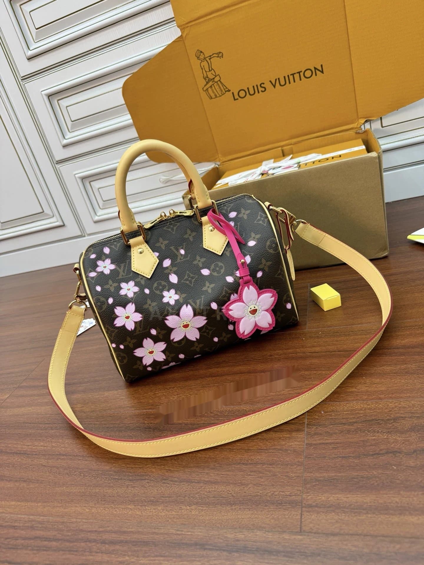LV Louis Vuitton Cherry Blossom Series Gold Metal…