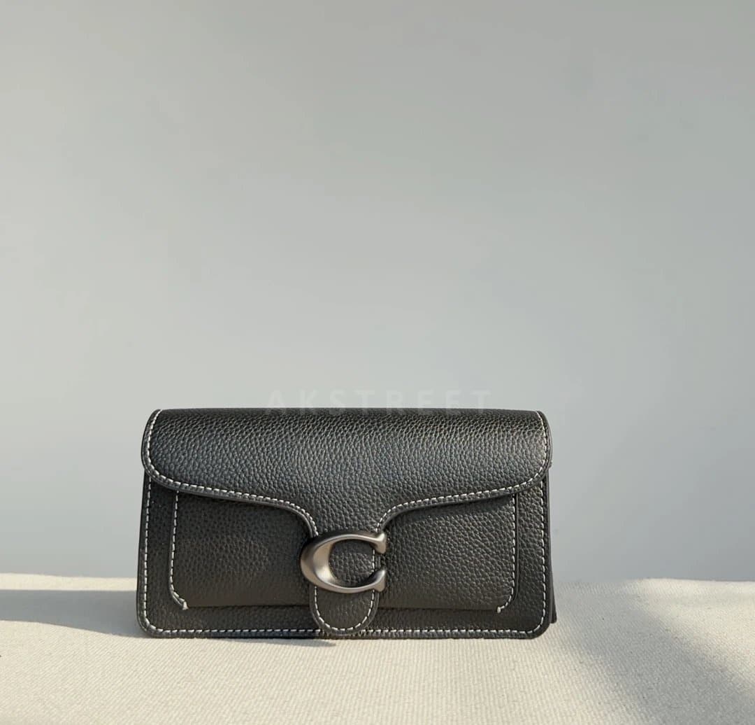 Tabby 21 Snap-Clasp Pebbled Calfskin Shoulder Bag Crossbody…