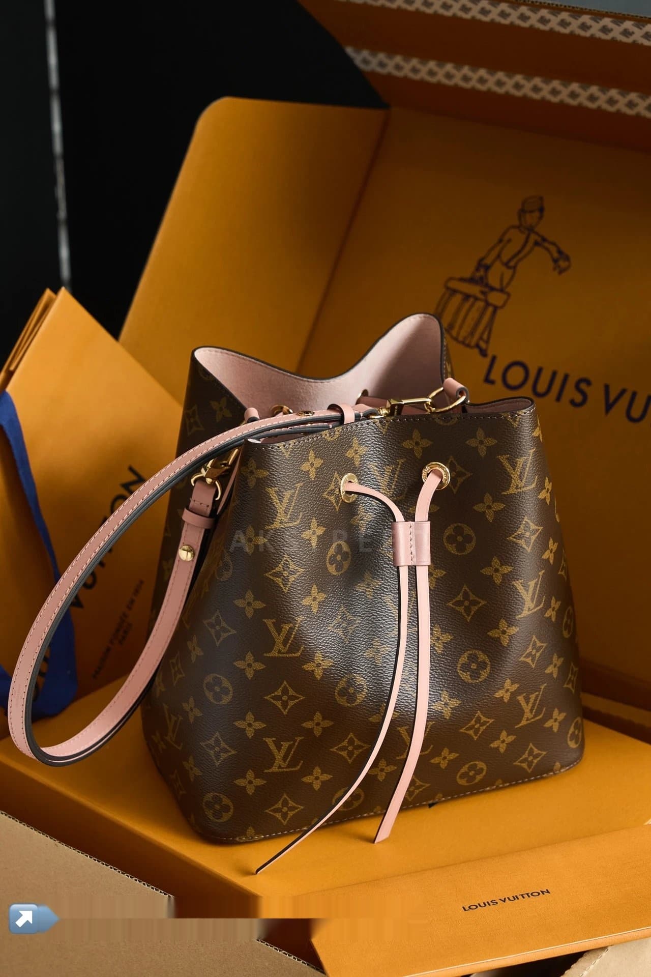 LV Louis Vuitton NEO Monogram Coated Canvas Leather Bucket…