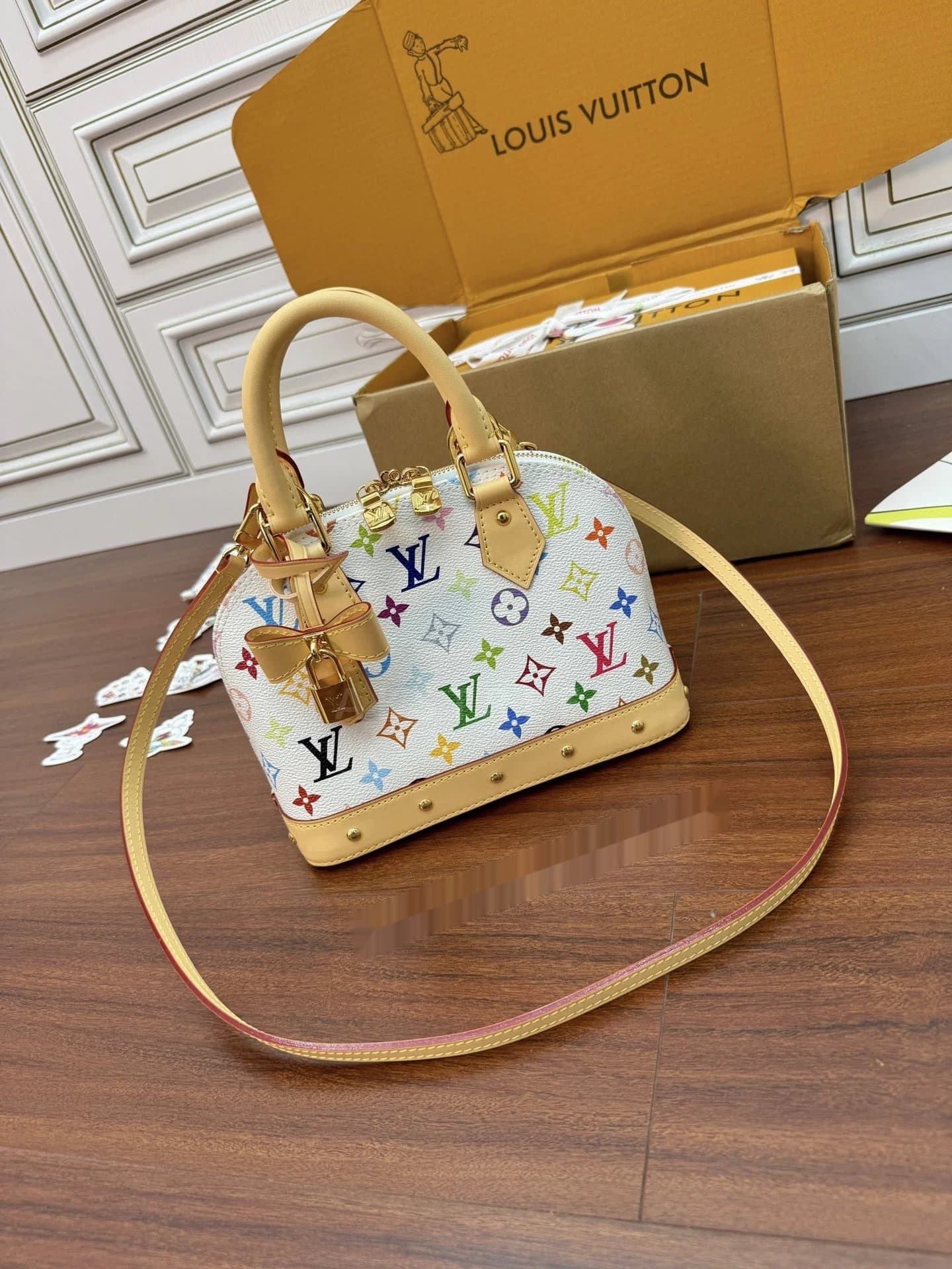 LV Louis Vuitton Adjustable Detachable Shoulder Strap…