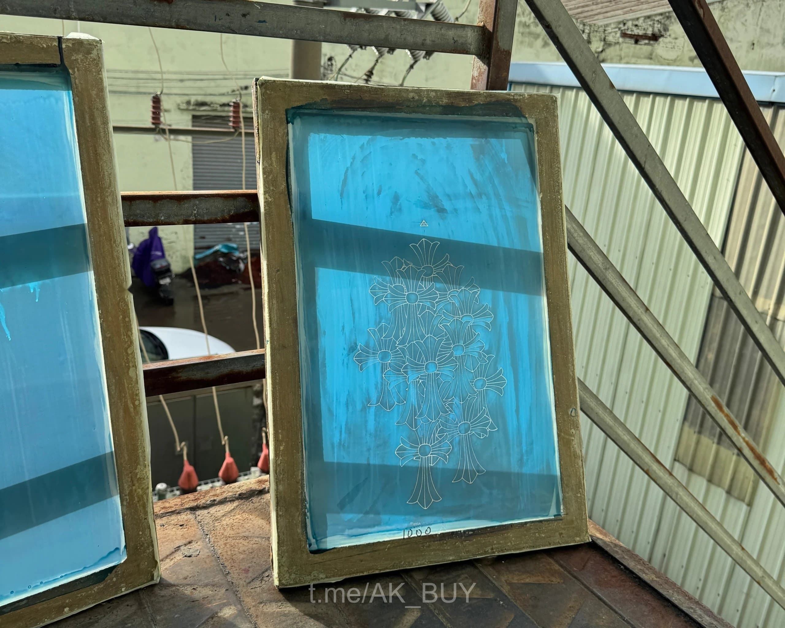 Chrome Hearts Screen Print Frame