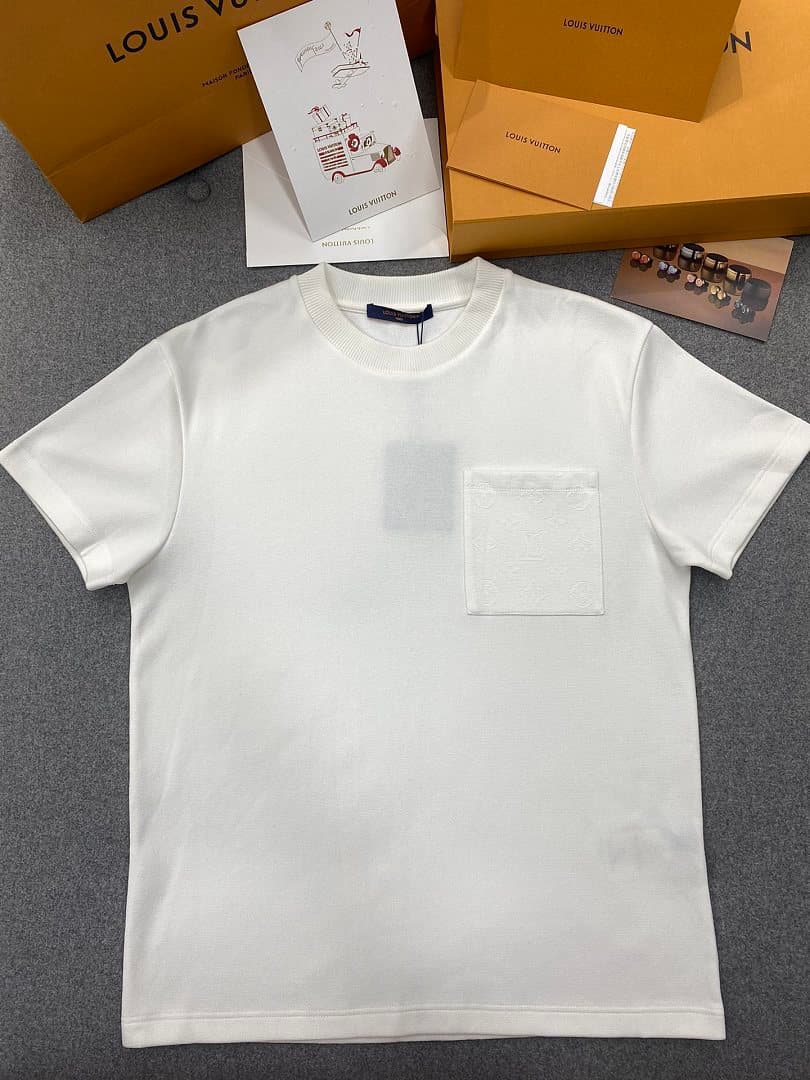 Short-Sleeved Crew Neck T-Shirt With Pocket