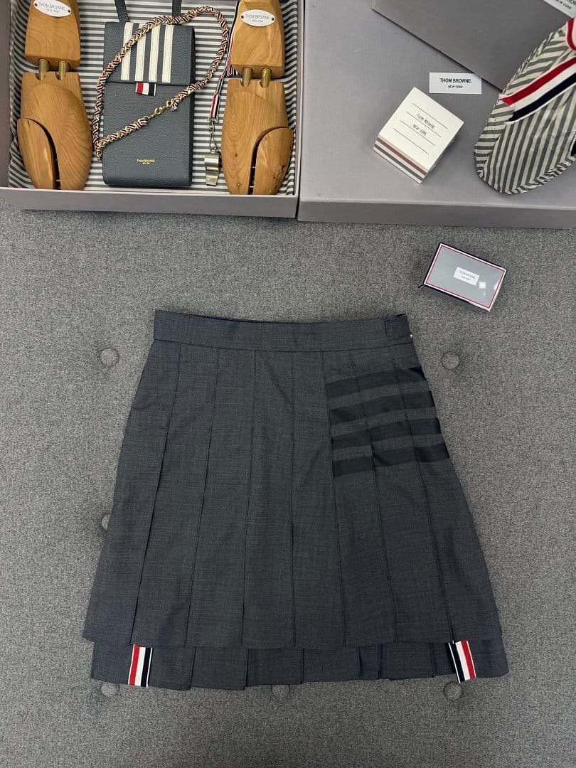 Dark Grey Pleated Skirt With Stripes