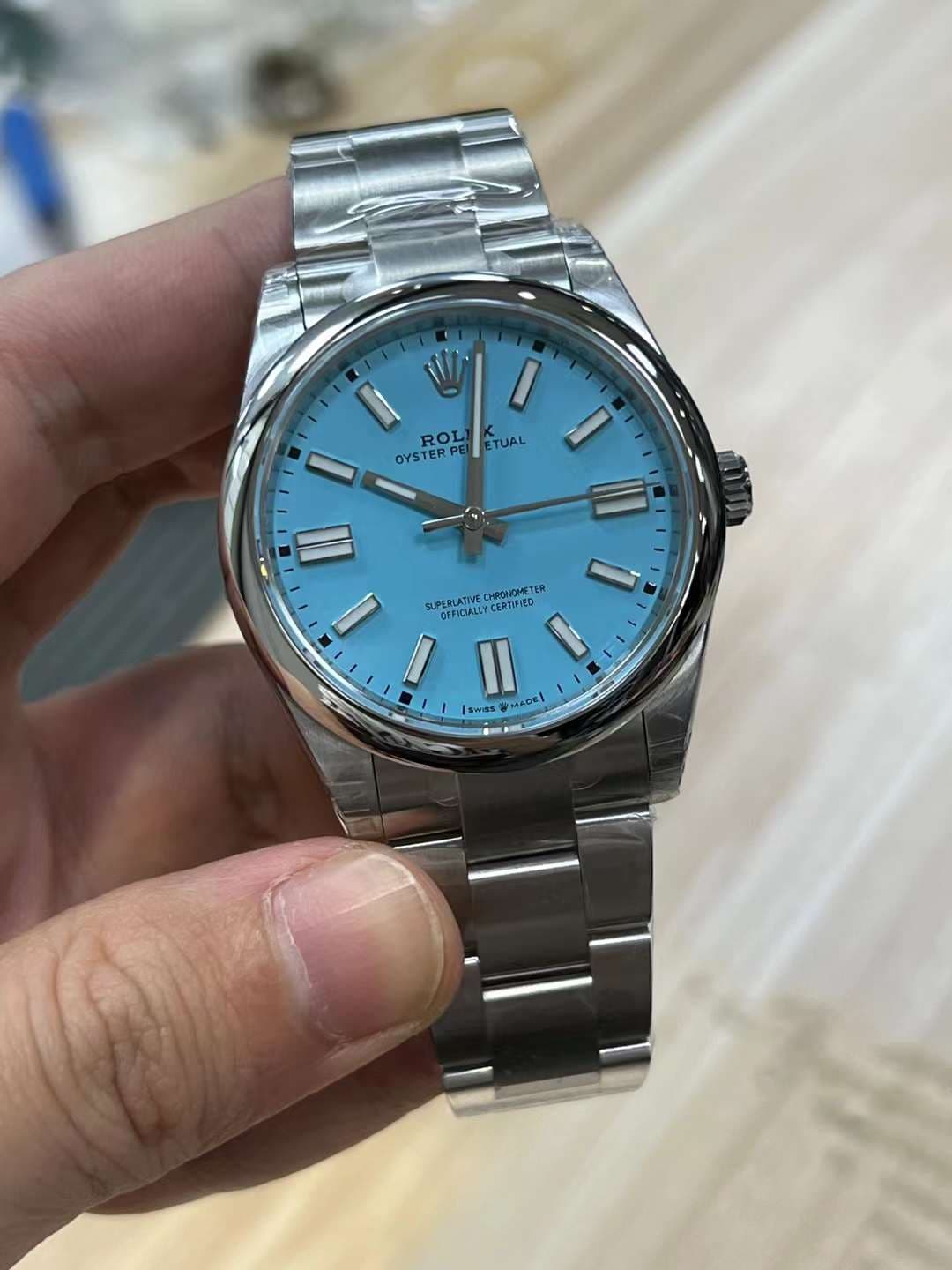 Rolex Oyster Perpetual 41mm Turquoise “Tiffany” Blue Dial Smooth Bezel Oyster Bracelet (124300) 1:1 Super Clone – VS3230 Movement