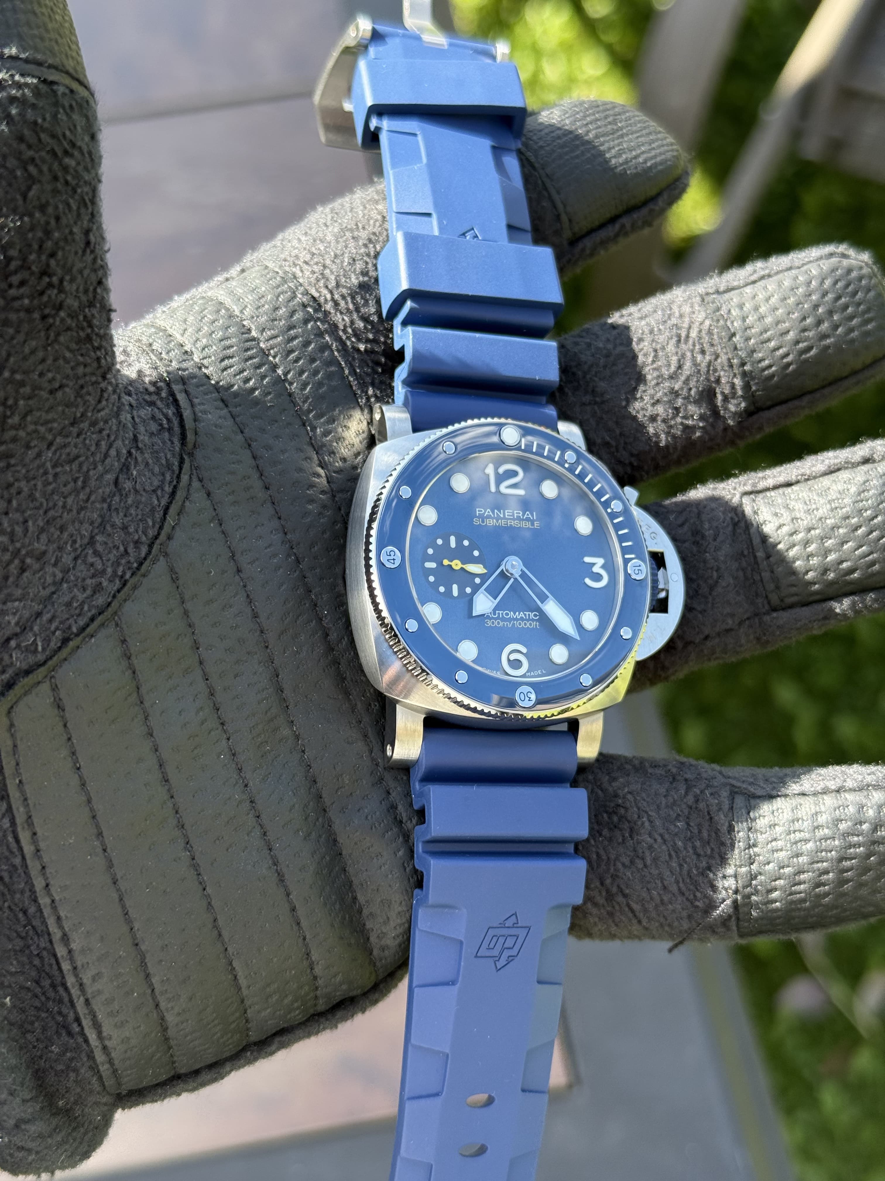Panerai Submersible PAM1676 44mm Stainless Steel Watch